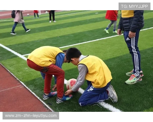 足球俱乐部在青训中加强未成年保护与心理健康档案管理,青少年足球俱乐部章程范本 足球俱乐部在青训中加强未成年保护与心理健康档案管理,青少年足球俱乐部章程范本